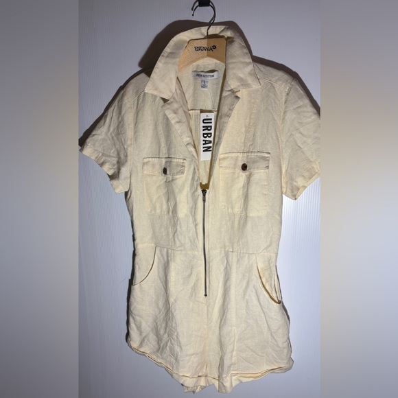 Urban Outfitters Jackets & Blazers - Urban Outfitters Cream Short-Sleeve Jacket